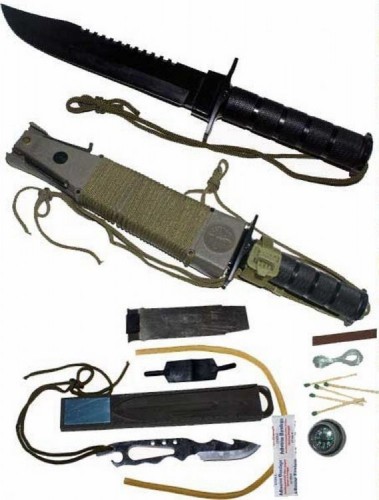 Nóż-Rambo-taktyczny-wielofunkcyjny-nóż-wojskowy-proca-dodatki